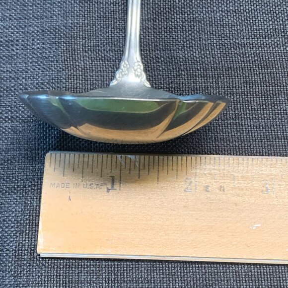 Oneida Stainless Gravy Ladle Serving Spoon Dover Pattern - Picture 8 of 8